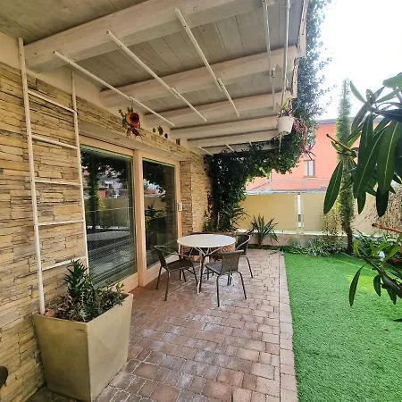 Apartment Little Queen-by Goccia Di